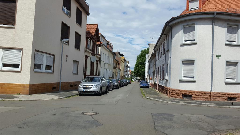 Kansakar Hotel Kaiserslautern Kültér fotó