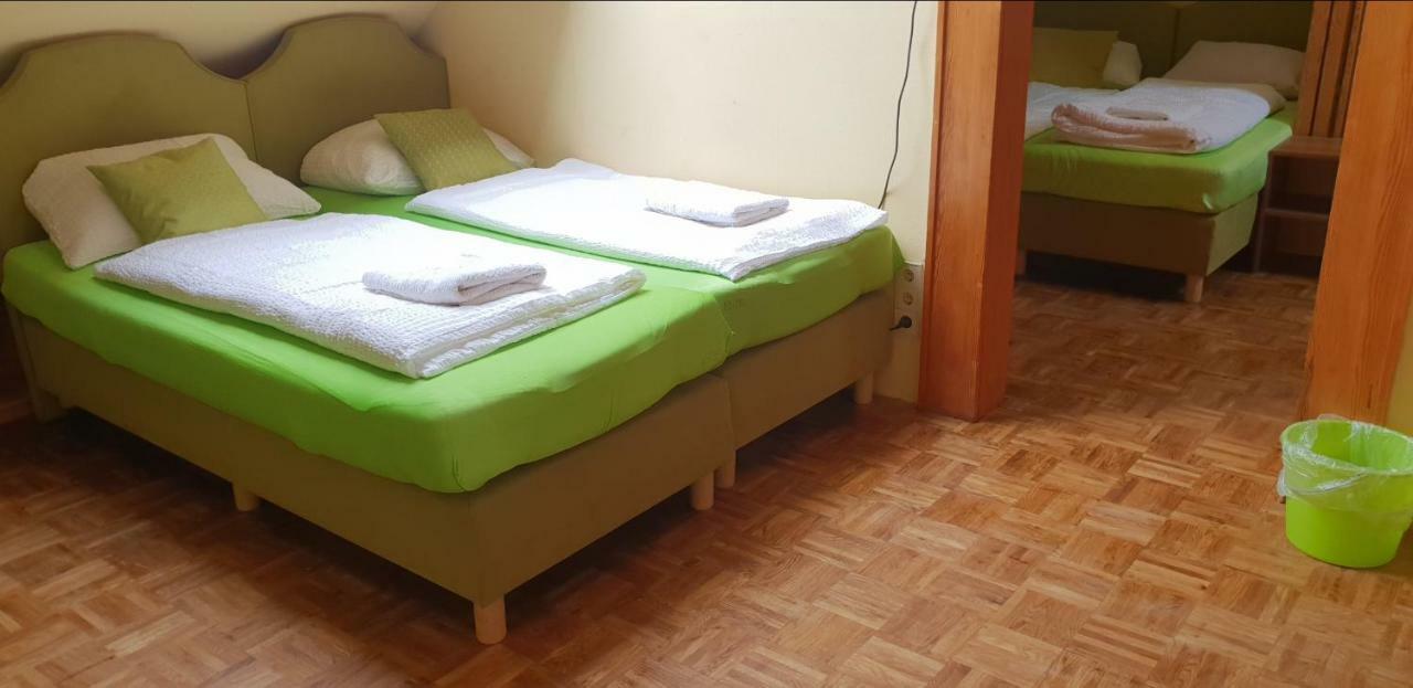 Kansakar Hotel Kaiserslautern Kültér fotó